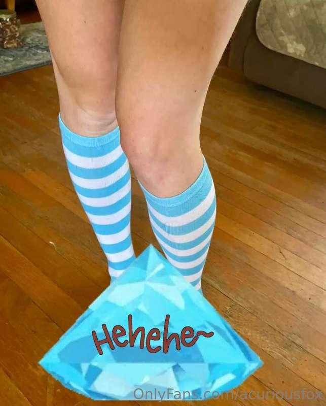 Knee high, blue white striped socks 💙🤍
 (plus a few photos w..