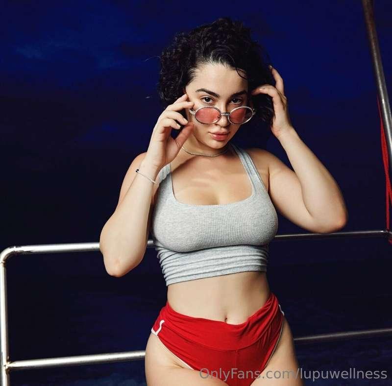 boats n hoes this is your captain speaking🛳️