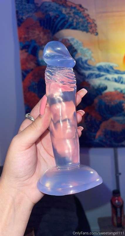 Got a new toy today(: who wants to see me play with it? 😈