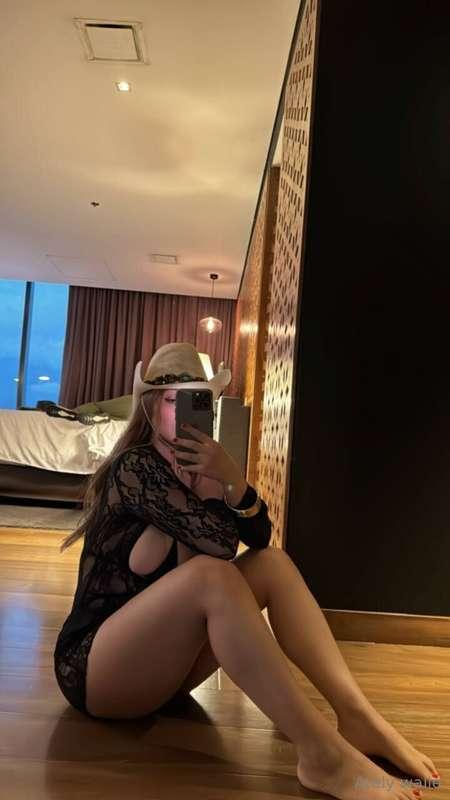 Mi deseo por ti crece cada vez que veo un mensaje tuyo 💌🔥