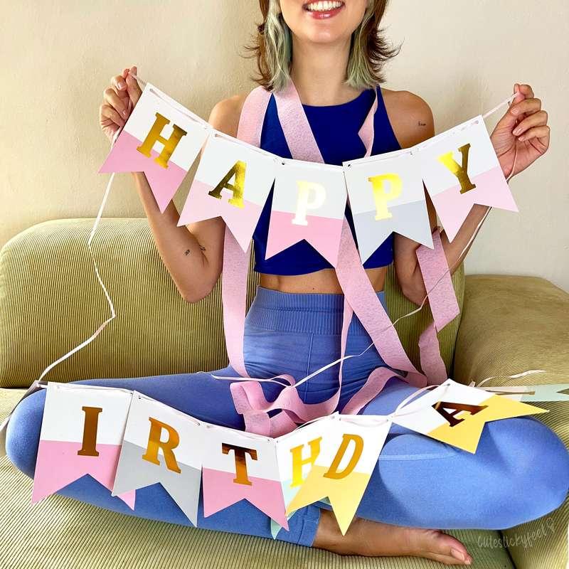 ITS MY BIRTHDAY TODAY 🎁 And I am so excited! Heading out now..