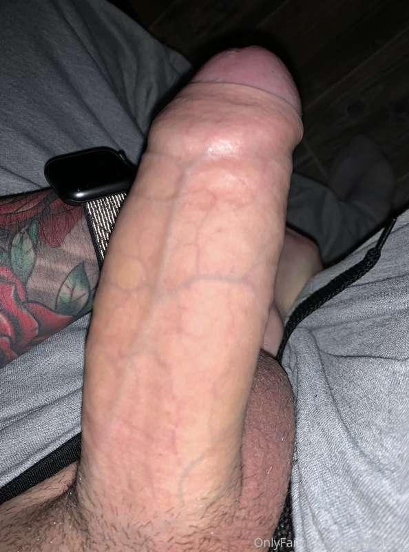 Merry Christmas everyone, some Christmas cock for yous all 🎁..