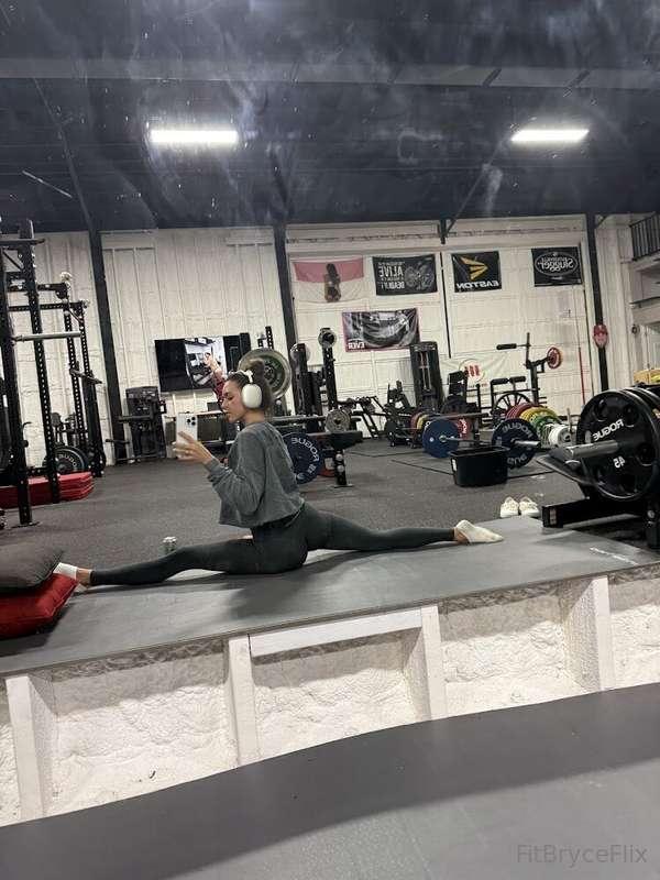 Have to get my daily splits in ;)