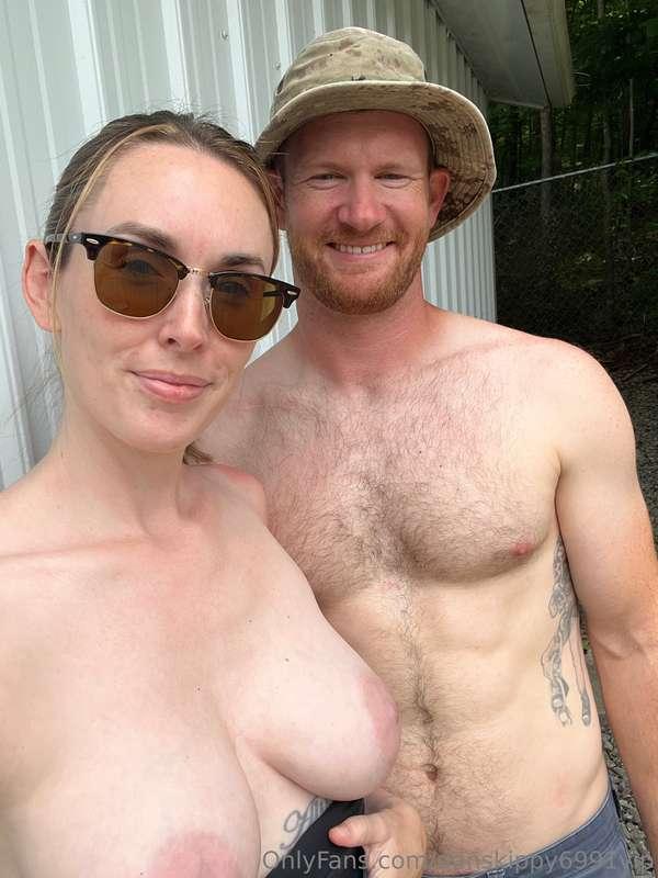 Evening out our farmers tans today lol @tessapaigex 