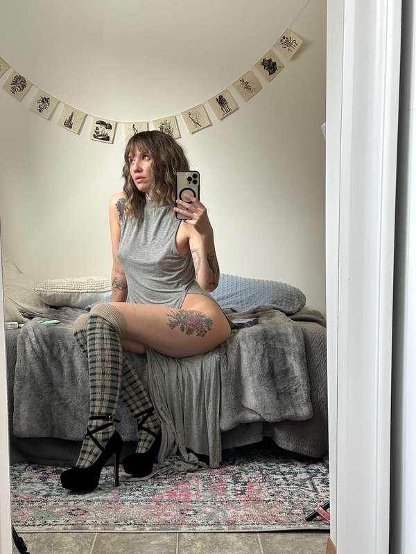 I love posing for pictures 😍