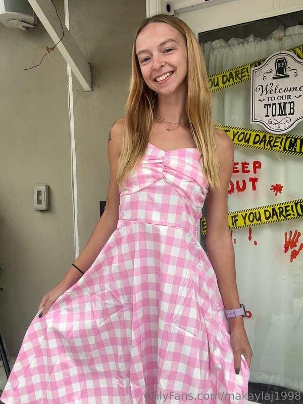 Little sneak peek of my Barbie costume 🎀