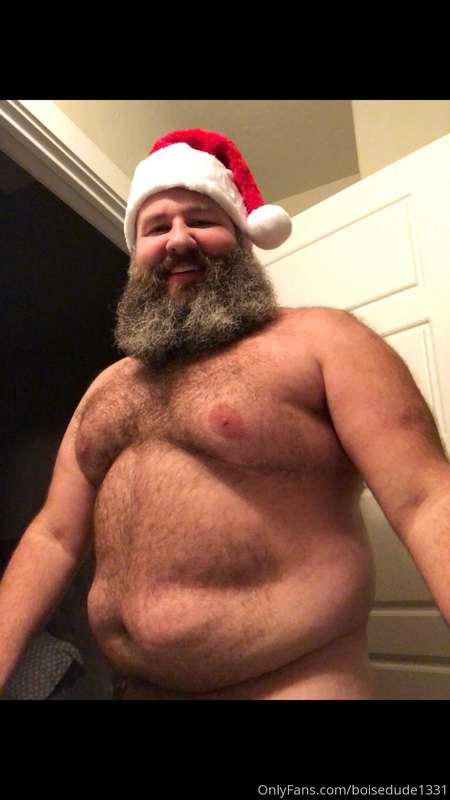 Santa wants to know who’s been naughty AF this year. I need ..