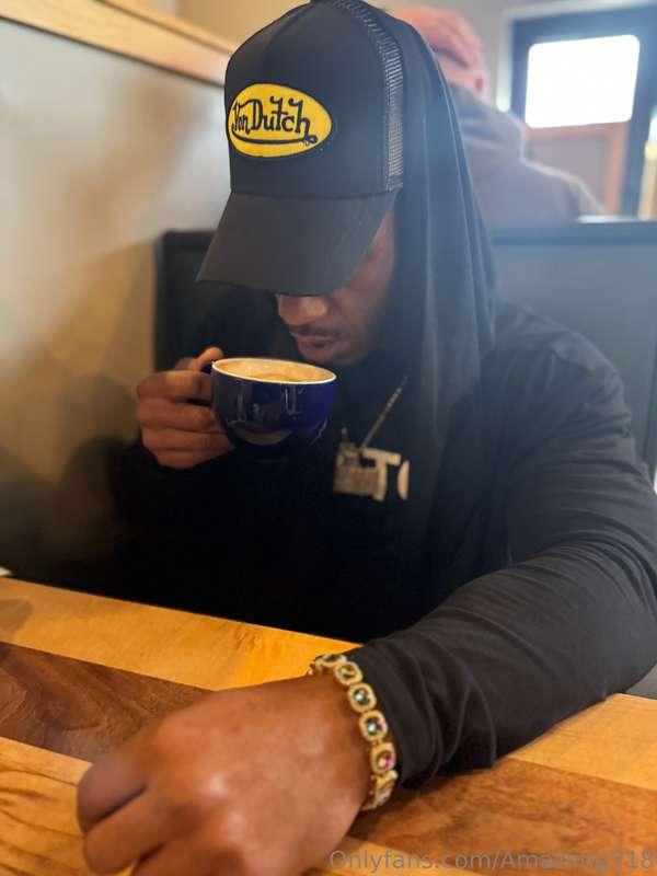 Sippin’ slow… just like how I’d take my time with you 🤤☕
