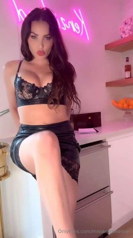 I did something naughty today and it felt so good. Oops! 🤭😜😈