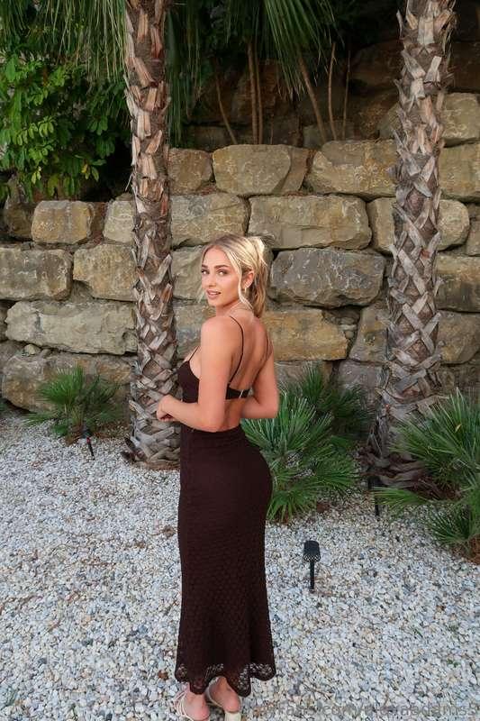 keep your eyes on me