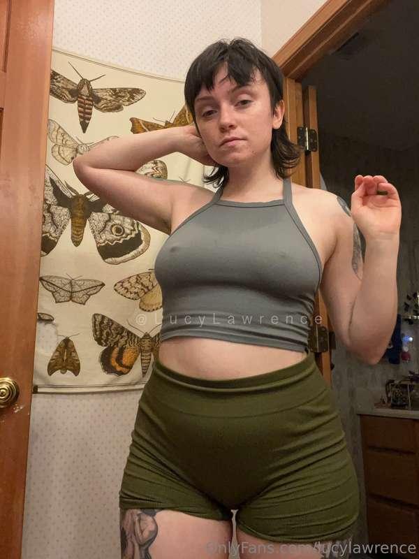 i'm back home tonight & feeling oh-so cute 🥰😌