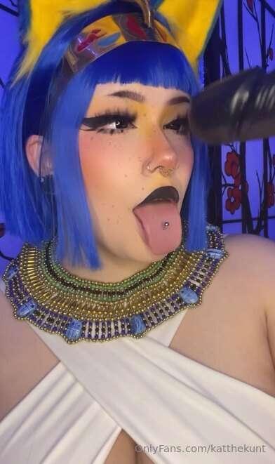 My tongue is always ready for your load👅💦