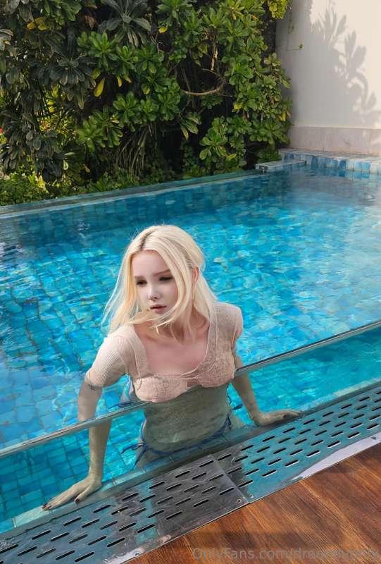 I think i am a bit wet 💦