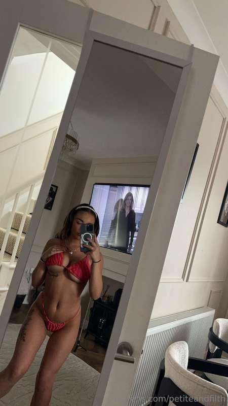 Is red my colour? ❤️