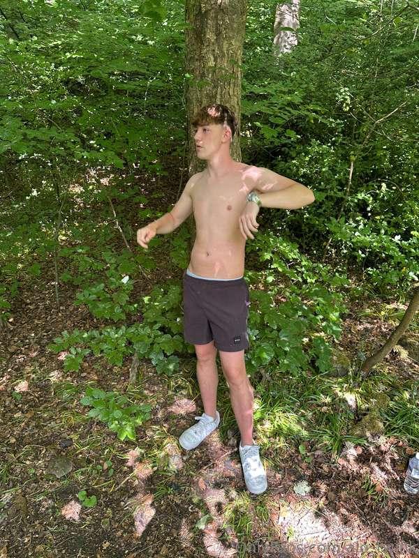 What even are these poses? Just FUCK ME 😈🍆