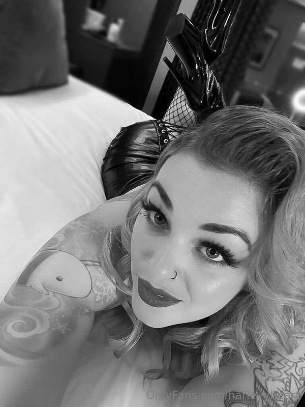 **$10 Dick Rate** or **$30** for a video Today only. Send me..