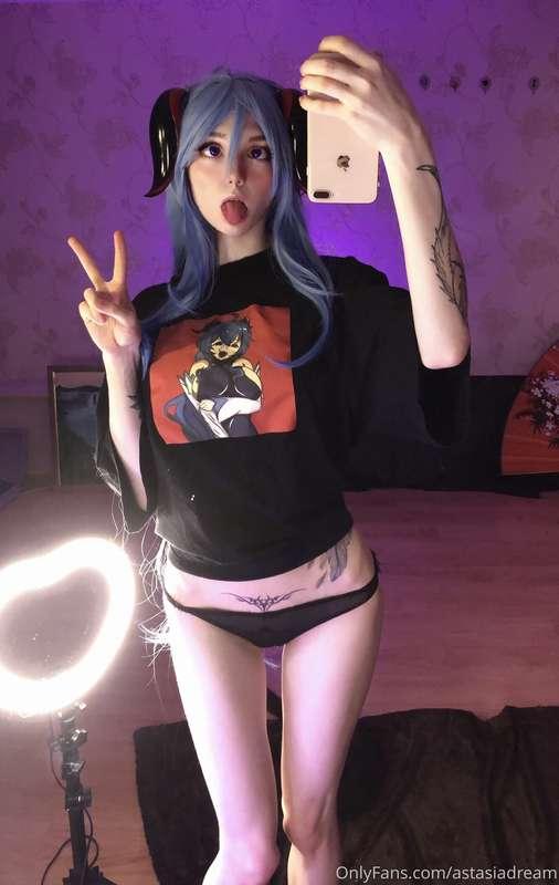 Ahegao skirt 😝