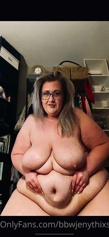 I’m mesmerized by my own tits looking at this pic!!🤤🤤🤤