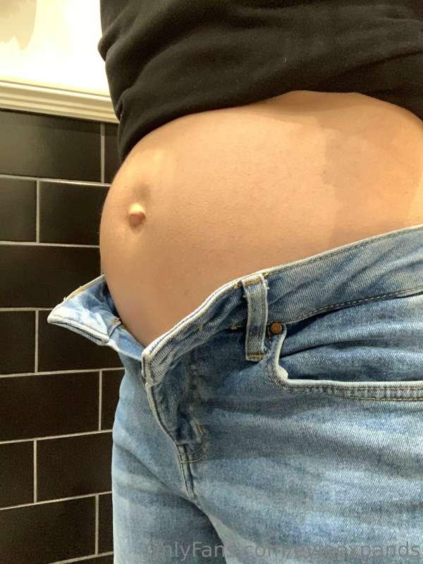 A view of me, bloated in my jeans, and a little reminisoback..