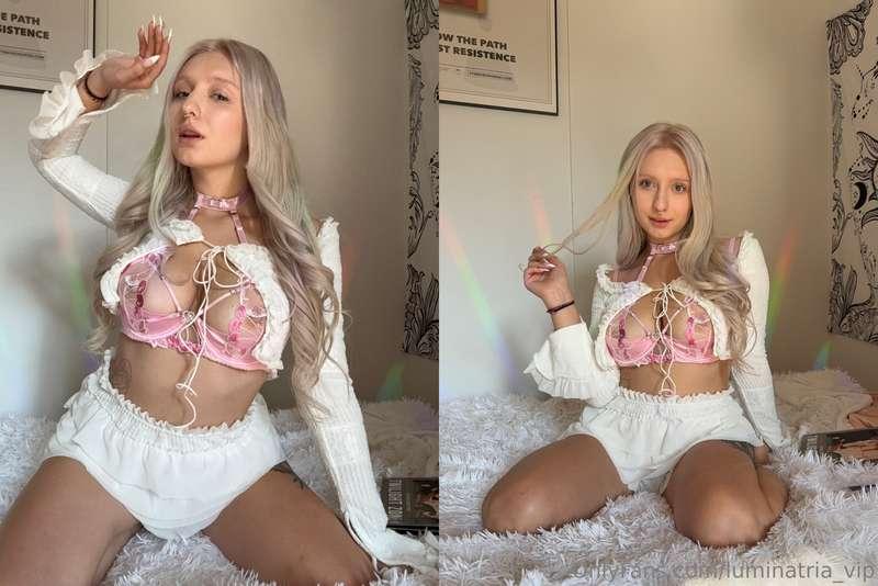 Some moments don't need words...just closeness.💕💋