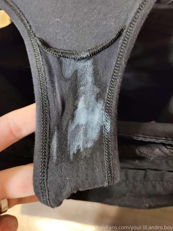 I'll be leaking for a while today after that intese overstim..