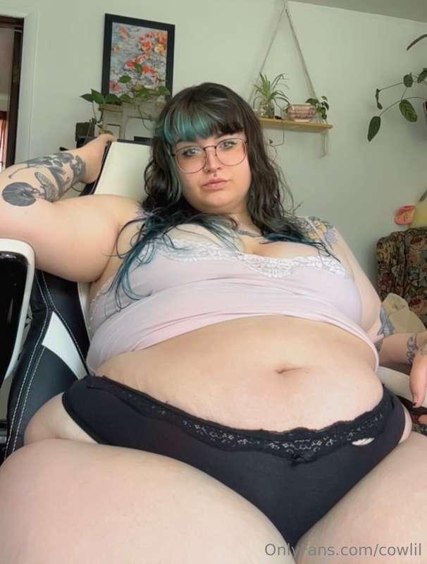 Am I the girl ur dreaming of?