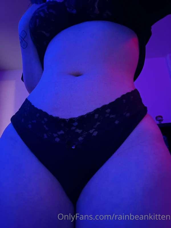 hi hello pls worship me thanks