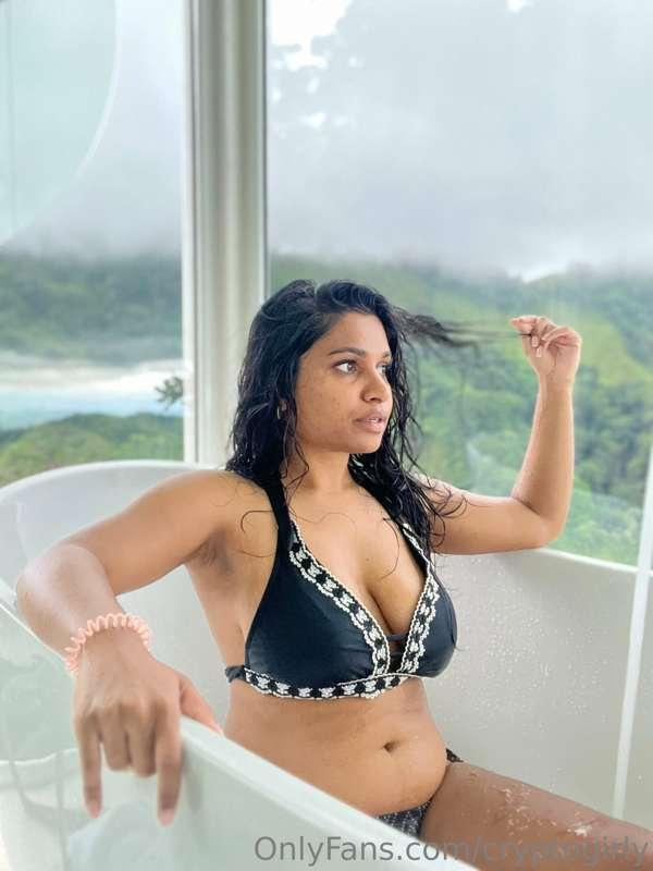 let's shower together 💧 ❤️