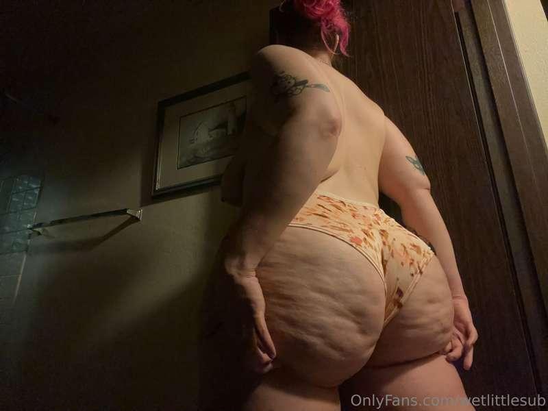 wetlittlesub image #14