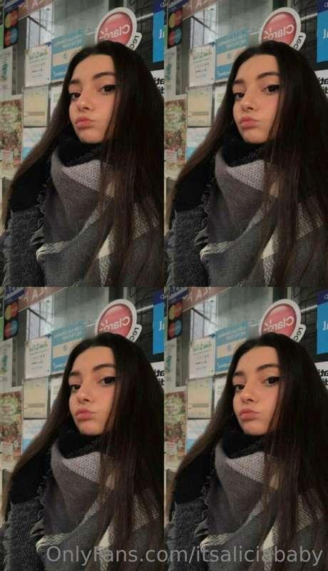 can i have a kiss? 😋