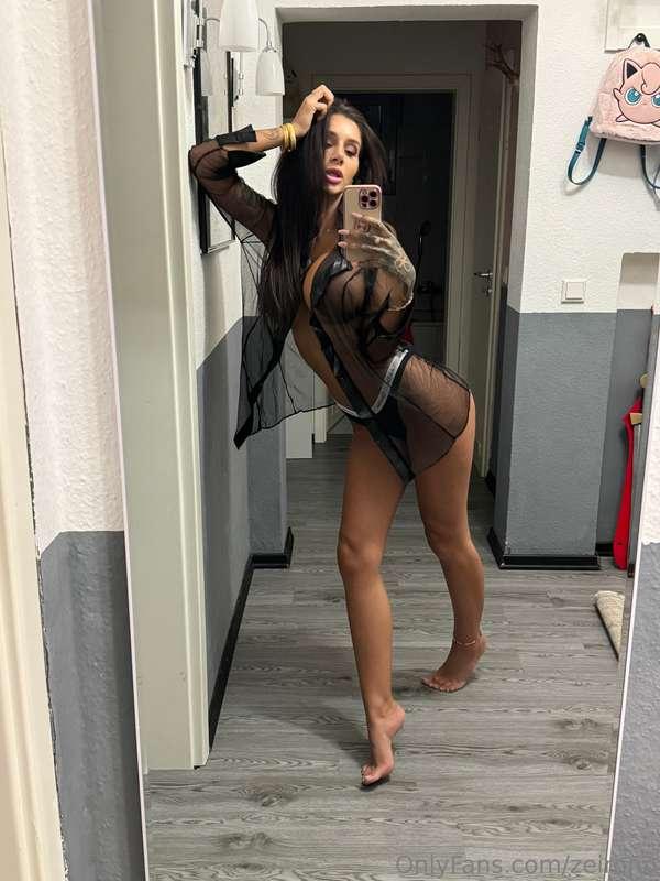 just feeling a little bit naughty today....🫢👻