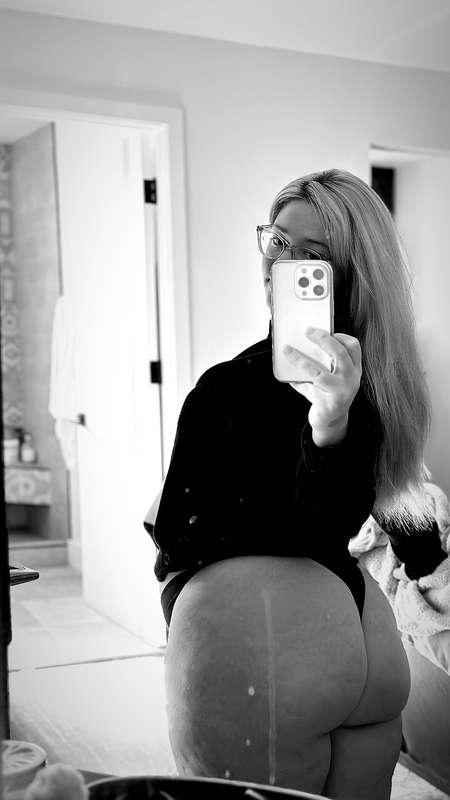 ellanabryan image #0