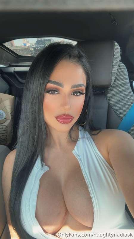 Can I be your mami for the day 😈 spoil me and I might return..