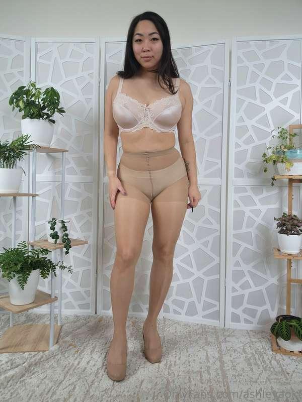 Full coverage bras and panties leave more to the imagination..