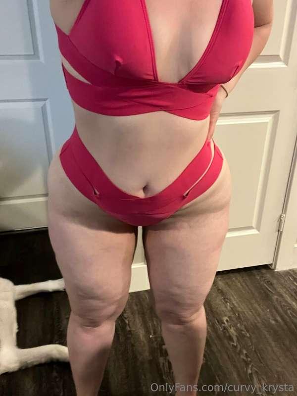 Do I have your attention now? 💦👅