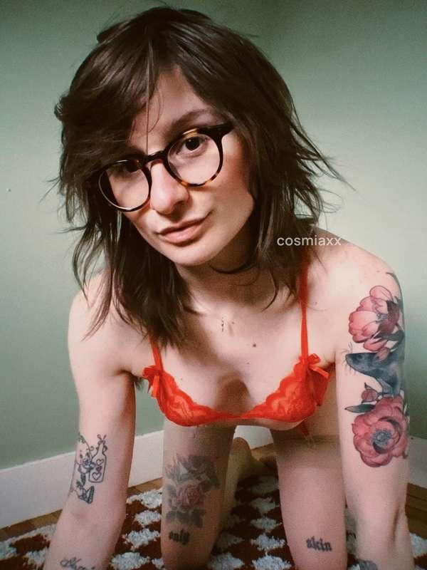 cosmia image #0