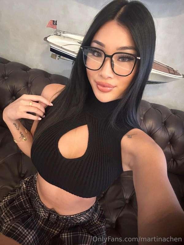 how do you like my glasses? 🤓