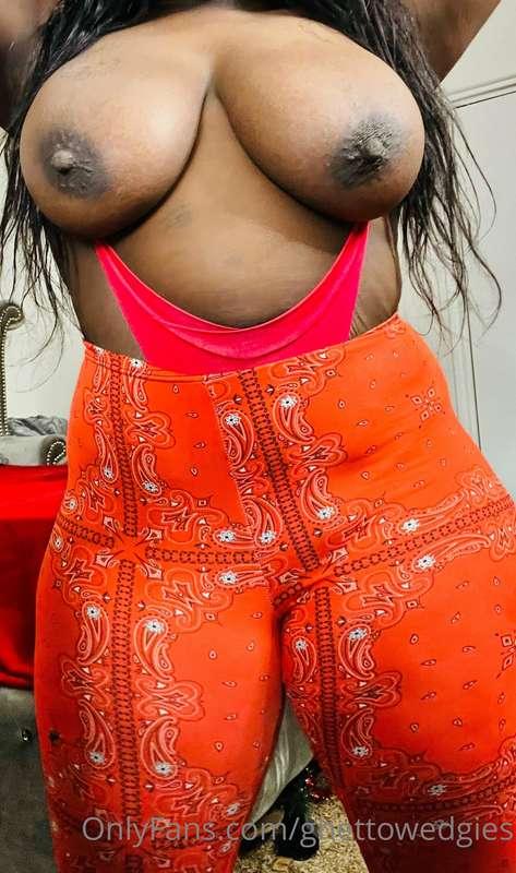 Special surprise for you in the Dm. 😍🥰😘