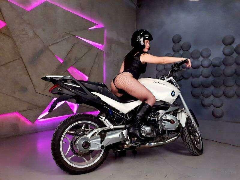 I love bikers, strong and brutal 🔥