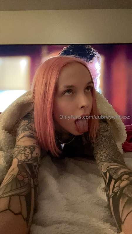 Let me show you just how irresistible I can be… 💋