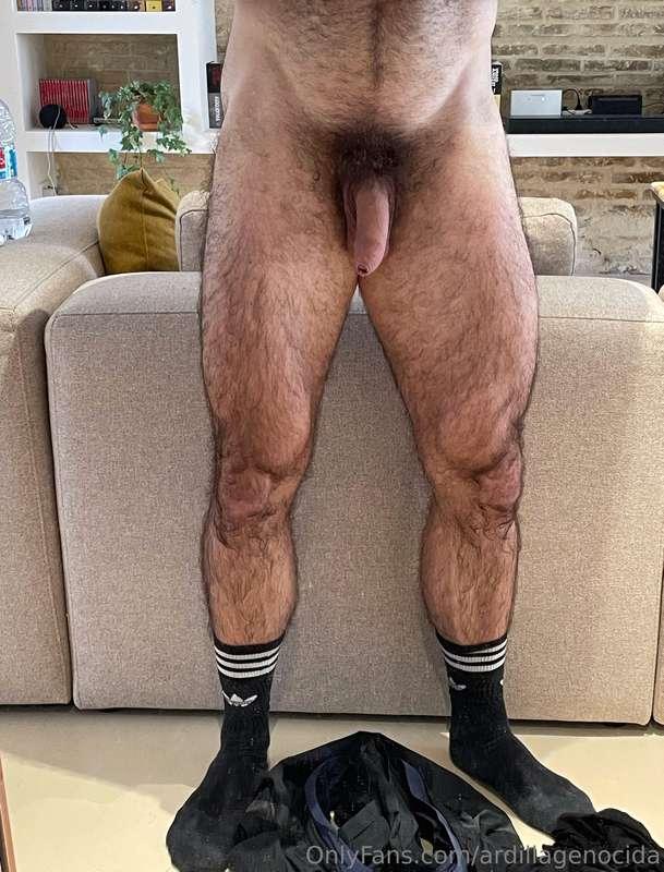 Leg day! 🦵 Lie to me and tell me they’re growing 🥹