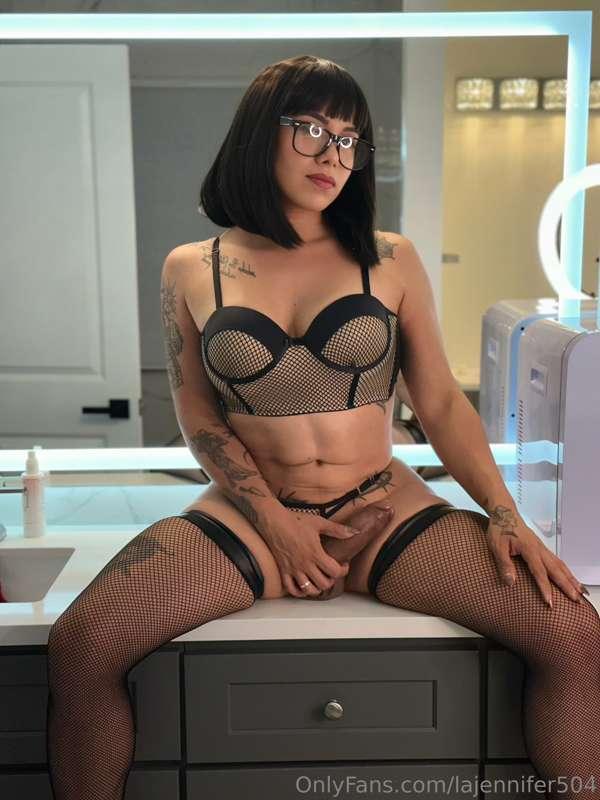 Mandame mensaje nesesito alguien que me saque toda la leche ..