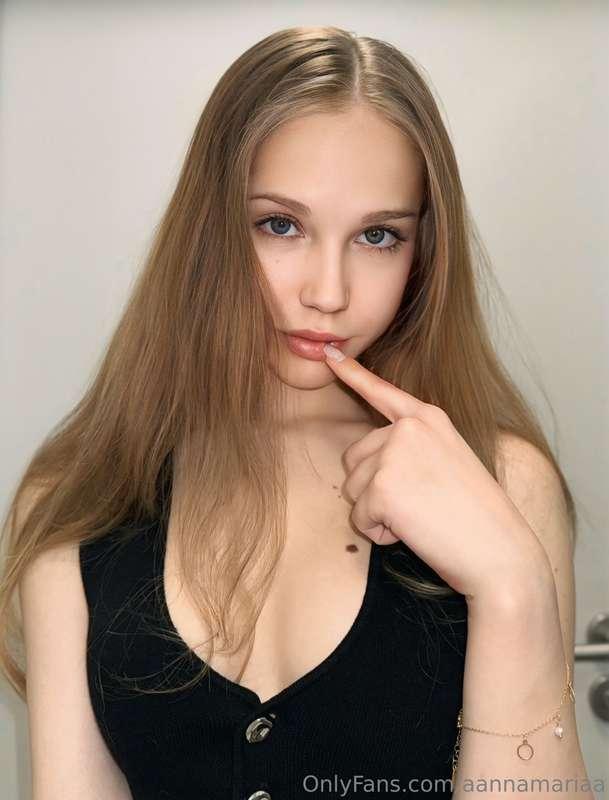 ❤️FREE SUBSCRIPTION❤️Write to her 👉@mini_kriss she is online..