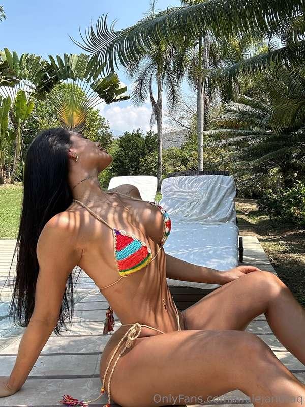 🌴