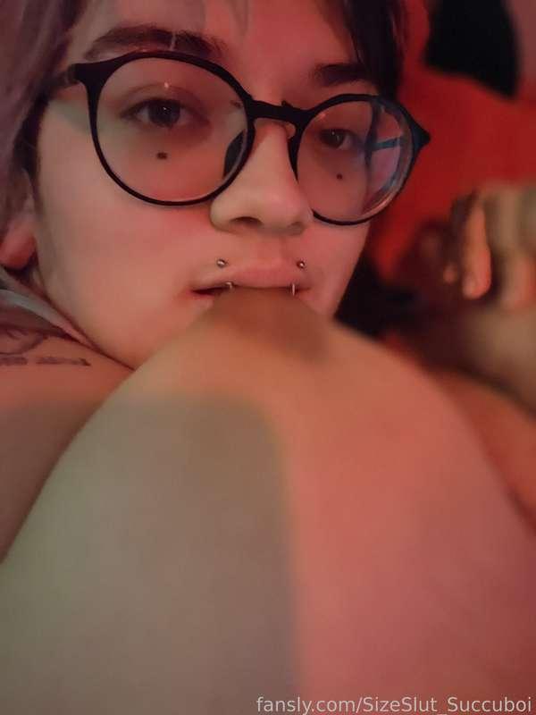 sizeslut_succuboi image #14