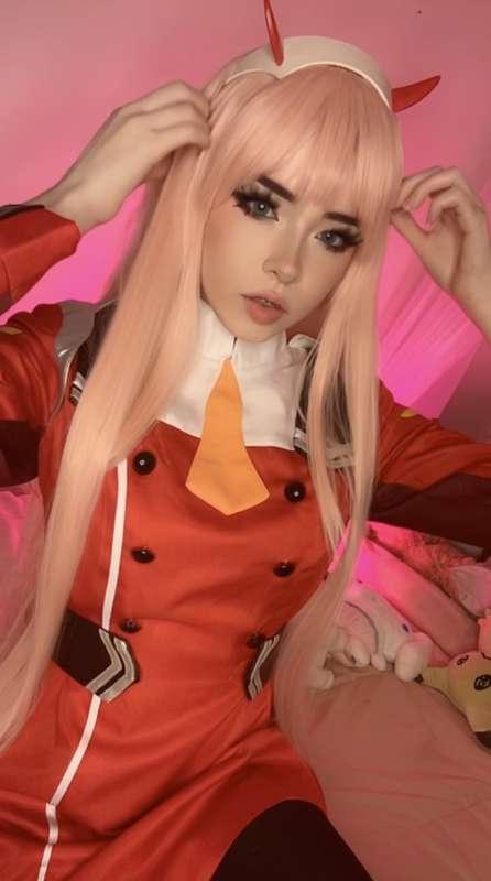 Zero Two Uniform Cosplay (SFW Set)