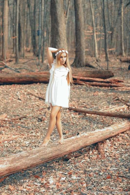 alitaleelee image #11