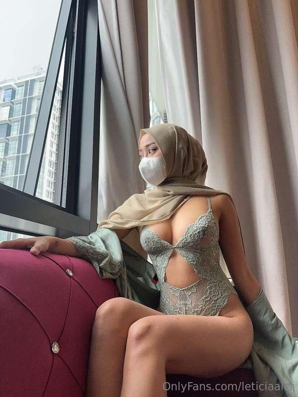 https://onlyfans.com/action/t…Secret nympho is super horny a..
