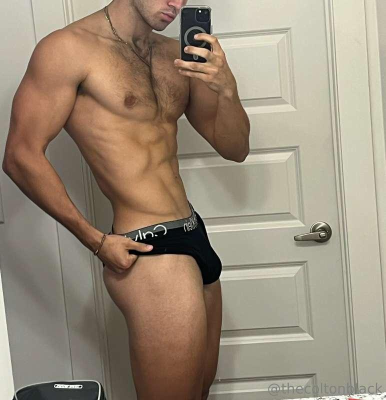 thecoltonblack42 image #0