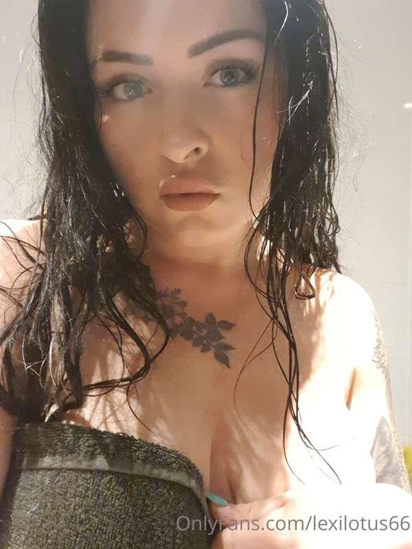 Got that Friday feeling 💦